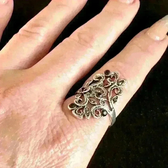 Boho Hippie style large silver ring 🖤 - Picture 4 of 5